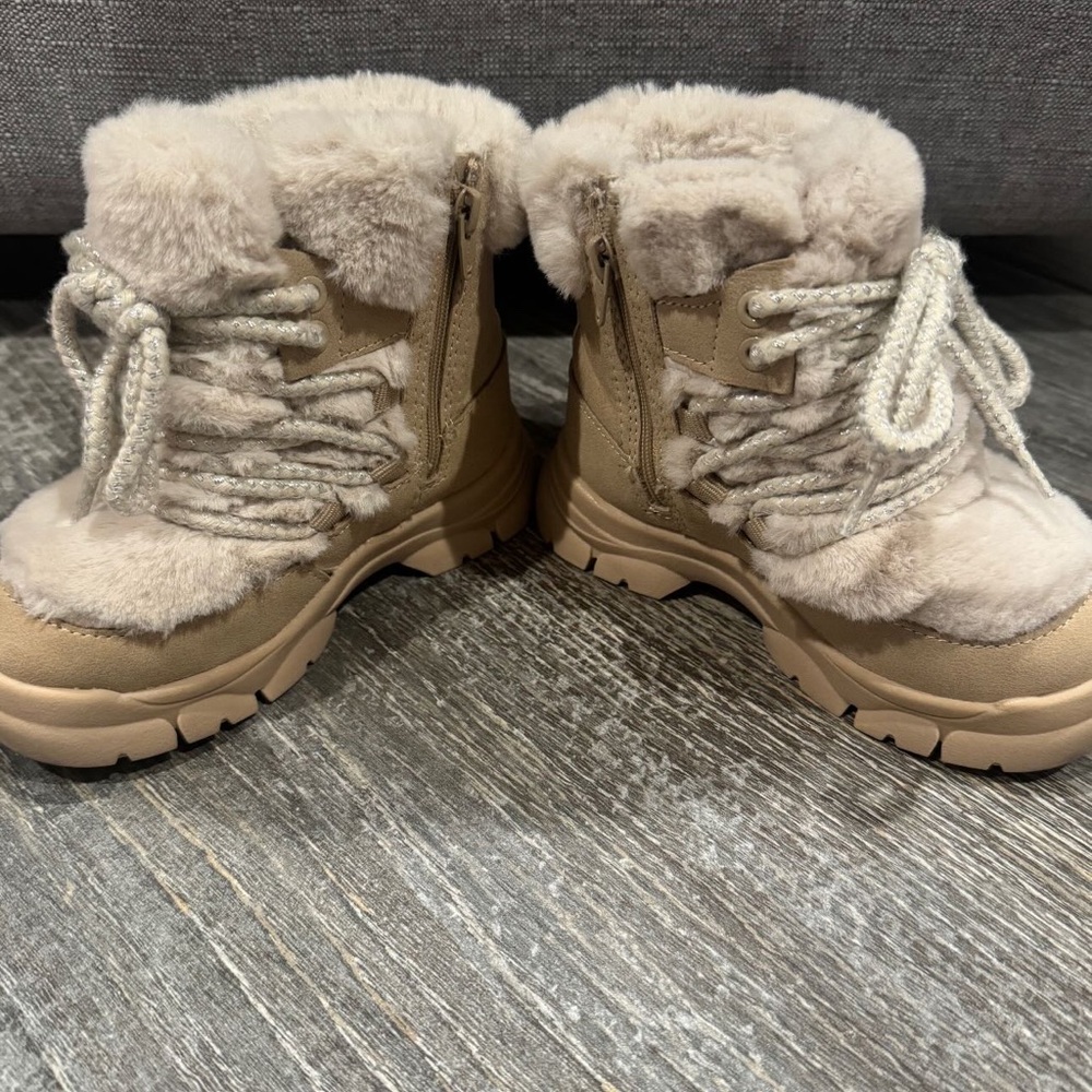 Zara Kids Tan Fur-Lined Boots